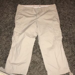 Dockers size 4 khaki capris